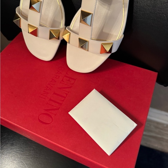 Valentino Garavani Slippers new - Picture 2 of 5